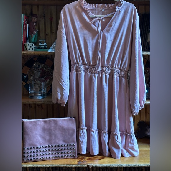 AutumnV Neck Dress NEW - Picture 2 of 6